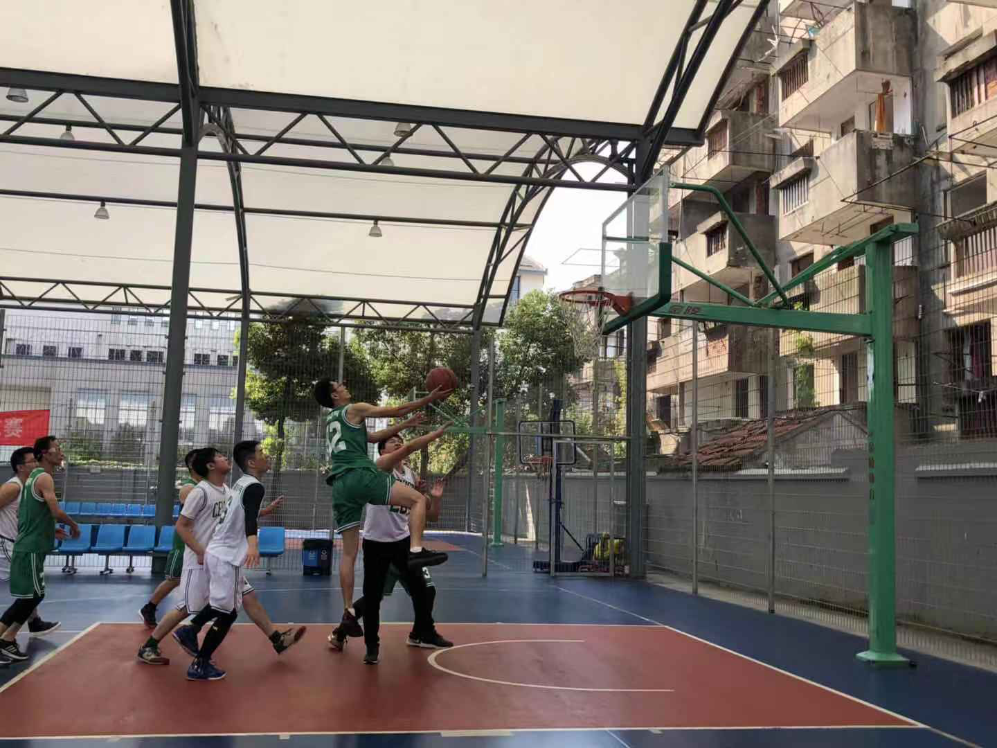 jUwyMji0RUGFN9mBotY9oA